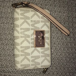 Michael Kors wallet